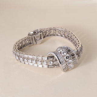 Vintage 1950's Jaeger Le Coultre 19 Carats Diamond Hidden Watch Luxury Bracelet