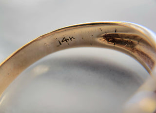 1940s Retro 0.25 Carat Old Mine Cut Diamond Solitaire Band 14K Two Tone Gold