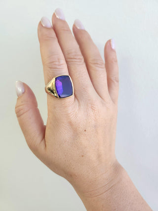 Vintage Portrait Cut Amethyst Signet Style Ring 14K Yellow Gold