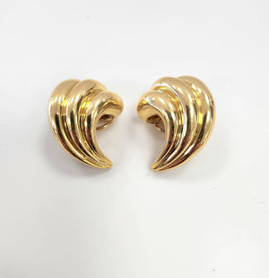 Vintage 18K Gold Swirl Wing Earrings