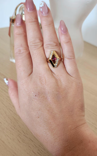 Vintage 14K Gold Ruby Cabochon Contemporary Diamond Ring