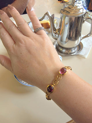 Vintage Italian 18K Gold 15 Carats Pink Tourmaline Cabochon Bezel Bracelet