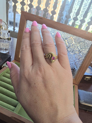 Vintage Italian 18K Gold Burma Ruby Cabochon and Diamond Eyes Serpent Ring