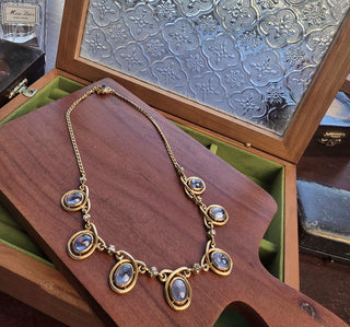 Vintage Italy 18K Gold 20 Carats Blue Star Sapphire and Diamond Rivere Necklace
