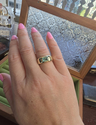 18K Yellow Gold 0.81 carat Paraiba Tourmaline Emerald Cut Bezel Dome Ring