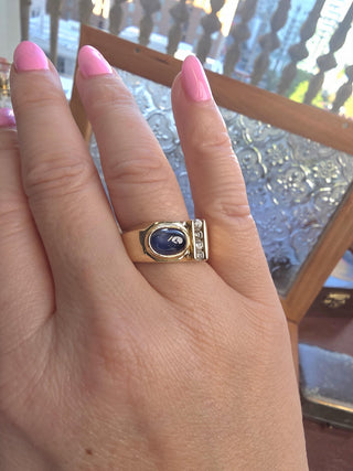 Estate 14K Gold 1 Carat Blue Sapphire Cabochon Bezel and Diamond Ring Band