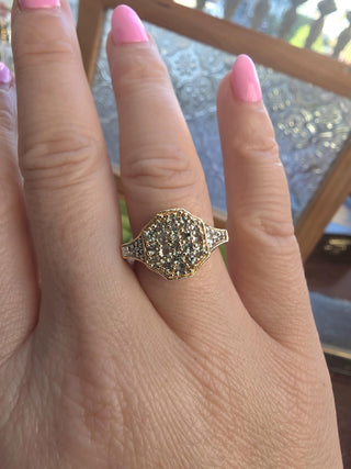 Estate 14K Gold Green Spinel and Diamond Cluster Ring