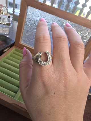 Vintage 14K Gold Lucky 0.45 Carats Diamond Horseshoe Ring