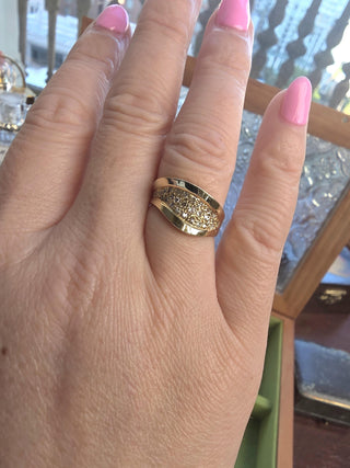 Vintage 14K Gold Pave Diamond Wave Ring Band