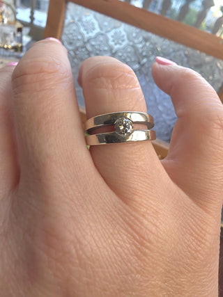 Vintage 14K Gold 0.35 Carat Diamond Split Shank Tension Set Ring Band