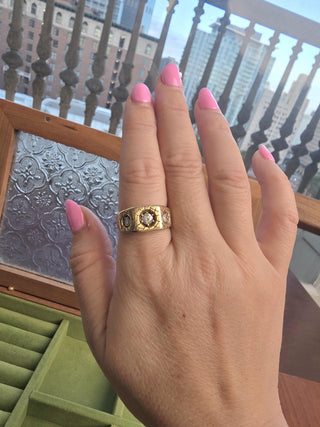 Vintage 14K Yellow Gold 0.57 Carats 3 Stone Diamond Gypsy Ring