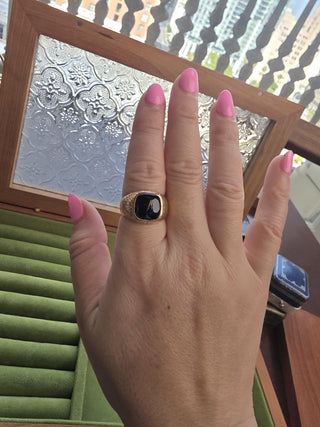 Vintage 14K Gold Onyx Cushion Dome Nugget Signet Ring Band
