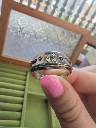 Vintage 18K Gold 0.45 Carat Old European Cut Diamond Sapphire Ring Band