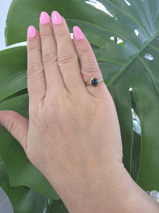 Vintage 14K Gold 1 Carat Blue Sapphire Sugarloaf Bezel Set Ring