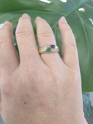 Vintage 14K Emerald and Sapphire Cabochon Bezel Set Diamond Ring Band