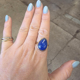 Vintage 14K Yellow Gold Lapis Lazuli Pear Shape Bezel Set Ring