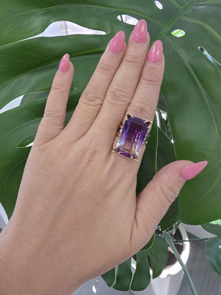 Vintage 14k Gold 17.50 CT Bicolor Amethyst & Diamond Cocktail Ring