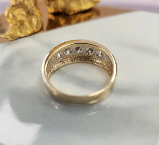 Vintage 1 Carat 5-Stone Diamond Ring Band | 14K Gold | Size 7.75