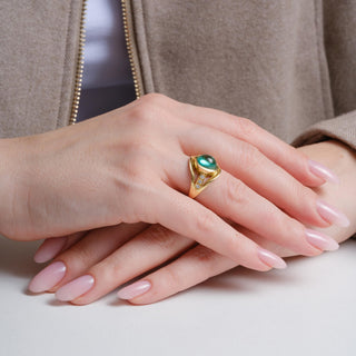 Vintage 18K Gold 3CT Emerald Cabochon & Diamond Split Shank Cocktail Ring