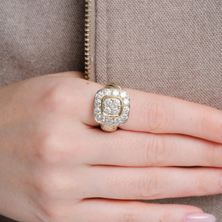 Vintage 1990s Marinelli 2.51 Carats Diamond 18K Yellow Gold Cocktail Ring