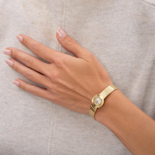 Vintage Ladies Cartier Round Fluted Bezel Watch 18K Gold