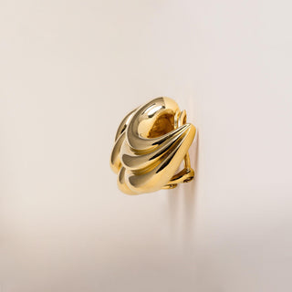Vintage 18K Gold Swirl Wing Earrings