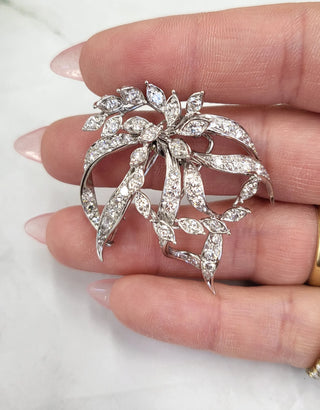 Vintage 18K Gold 2.10 Carats Diamond Whimsical Brooch