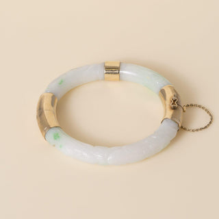 Vintage 11K Yellow Gold Carved Jade Hinged Bangle Bracelet