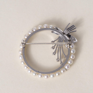 1940s Retro 0.30ct Diamond Pearl Wreath Circle Brooch Bow Ribbon Platinum