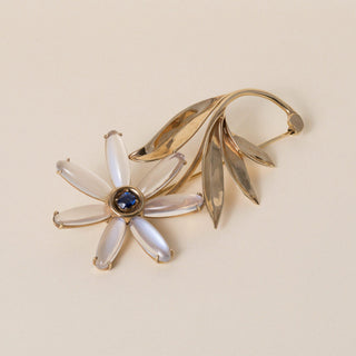 Vintage 14k Gold 25 Carats Moonstone Cabochon and Sapphire Floral Brooch