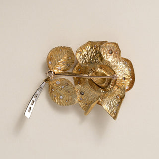Vintage 1950s 18K Gold 1.84 Carats Diamond and Pink Sapphire Rose Brooch