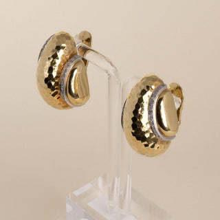 Vintage Andrew Clunn 18K Gold 0.90CT Diamond Hammered Sea Shell Clip On Earrings