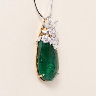 Estate 18K Gold 27.98 Carat Zambian and Diamond Necklace