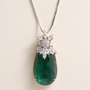 Estate 18K Gold 27.98 Carat Zambian and Diamond Necklace