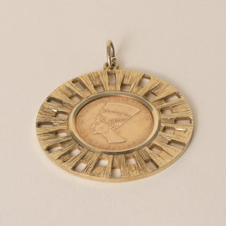 Vintage 13.5K Gold Egyptian Revival  Queen Nefertiti Sunburst Medallion Pendant