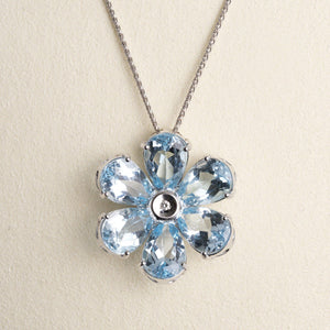 Estate 18K White Gold Aquamarine & Diamond Flower Pendant Necklace