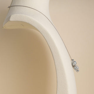 Estate 18K White Gold Aquamarine & Diamond Flower Pendant Necklace