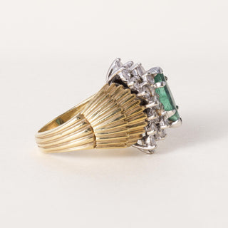 Vintage 17K Plat Emerald Marquise and Diamond Scallop Ring