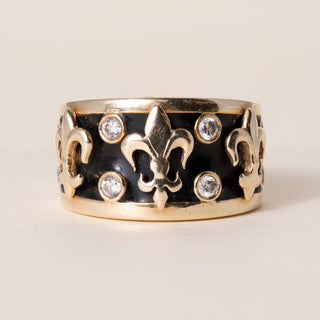 Vintage 14K gold Fleur De Lis Diamond and Black Enamel Ring Band