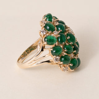 Vintage 14K Gold 7.50 Carats Emerald Cabochon Cluster Cocktail Ring