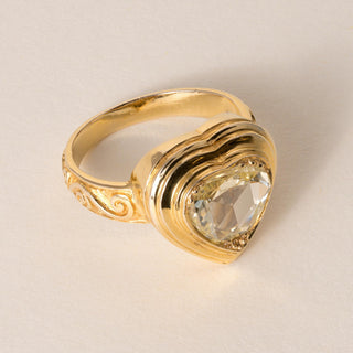 Vintage 18K YG 1.50ct Modified Heart Diamond Bezel Ring