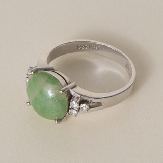 Vintage Jade Cabochon and Diamond 13.6K Gold Ring