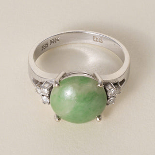 Vintage Jade Cabochon and Diamond 13.6K Gold Ring