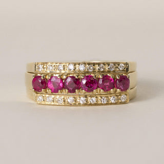 Vintage 1980s 0.60 Carats Ruby and Diamond Interlocking 18K Gold Ring Band Set