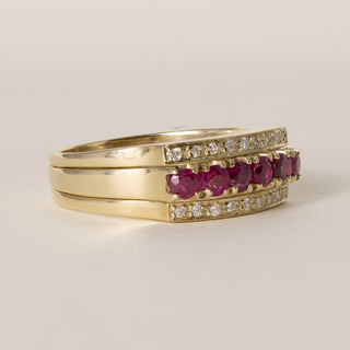 Vintage 1980s 0.60 Carats Ruby and Diamond Interlocking 18K Gold Ring Band Set