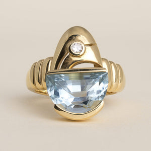 Vintage Modernist 5 Carat Aquamarine Half Moon Cabochon & Diamond 18k Gold Ring