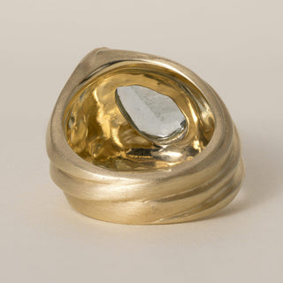 Vintage 18K Matte Gold 2.83 Carat Aquamarine Pear Shape Bezel Dome Ring