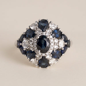 Vintage 1980s 17K White Gold Sapphire Diamond Cluster Cocktail Ring - Size 10