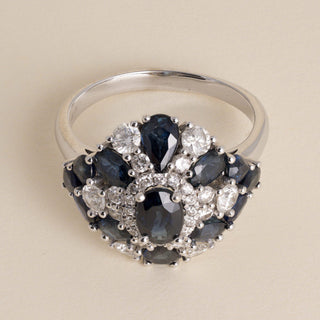 Vintage 1980s 17K White Gold Sapphire Diamond Cluster Cocktail Ring - Size 10