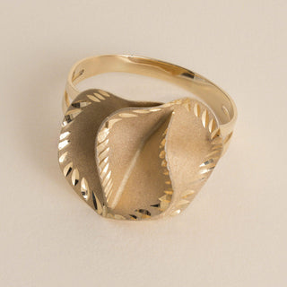 Vintage 1970s Italian Floral Cocktail Ring 14K Yellow Gold
